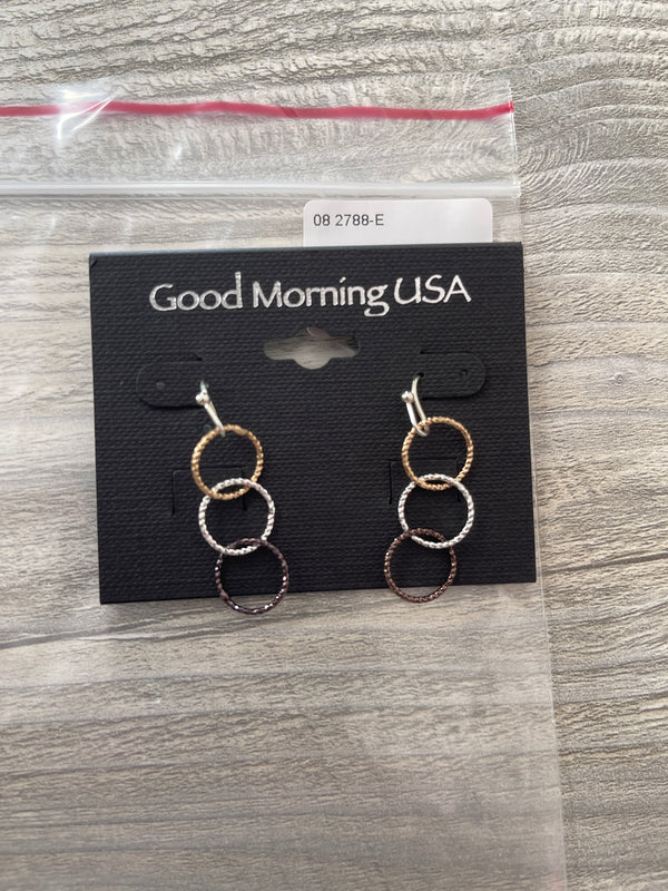 Tri-Tone 3 Ring Dangle Earrings