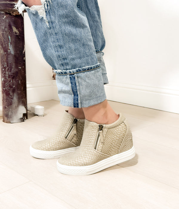 Timmibelle Wedge Sneaker in Cream