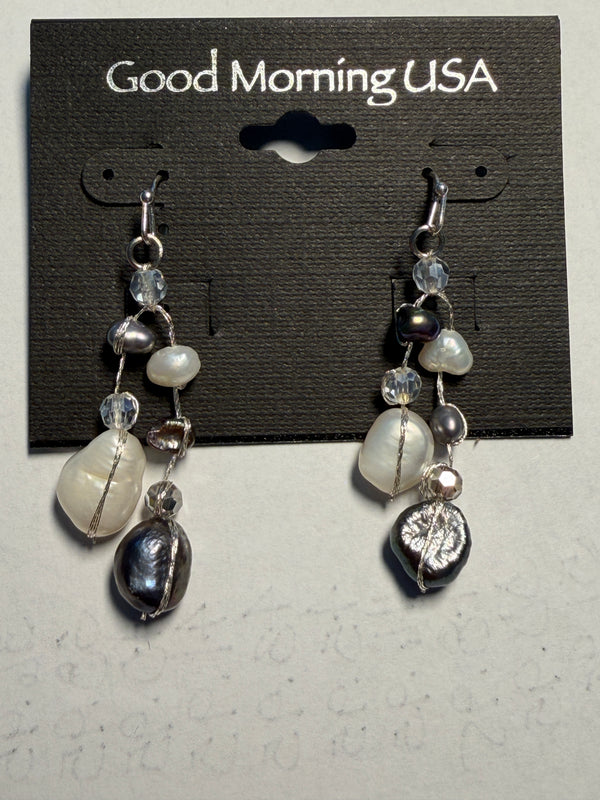 DC Luminous Pearl Cascade Earrings