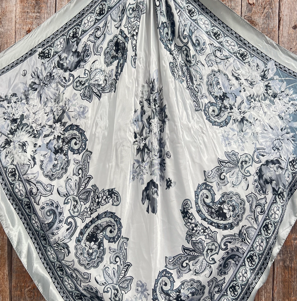 RD Silver & White Paisley Wild Rag