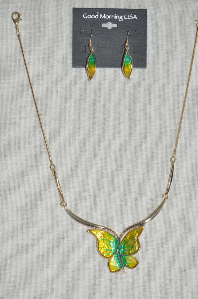 DC Butterfly Pendant Necklace & Earring Set