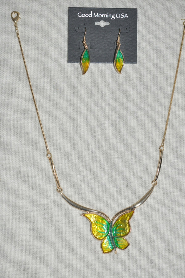 DC Butterfly Pendant Necklace & Earring Set