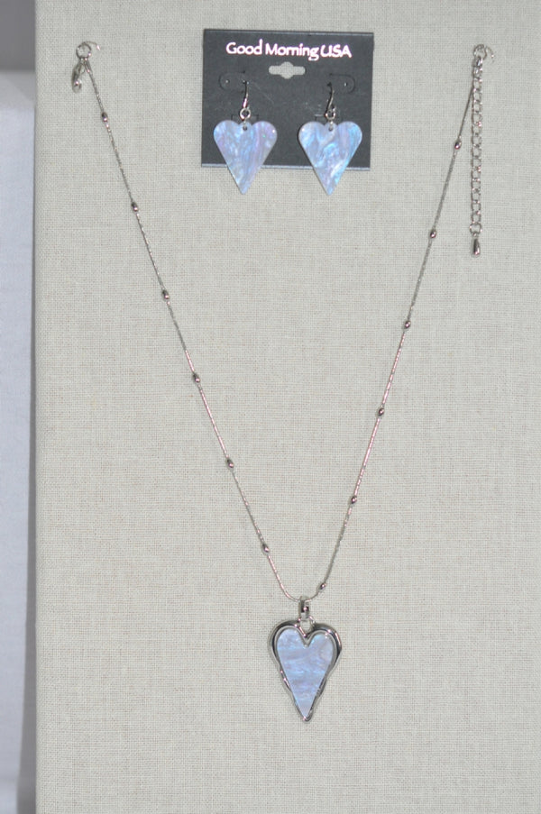 DC Iridescent Heart Glow Necklace &  Earring Set