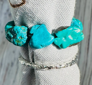 Chunky Turquoise Bandana Stretch Charm