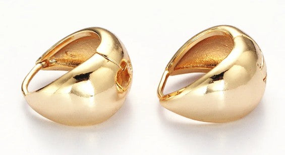 SJ Wide Gold Hoop Earrings