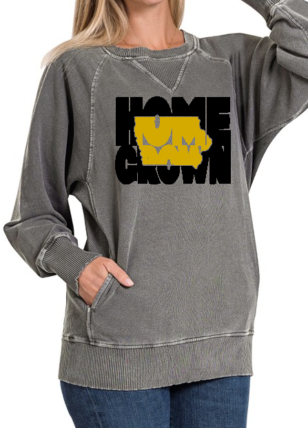 Home Gown Iowa-Gray Sweatshirt with Pockets