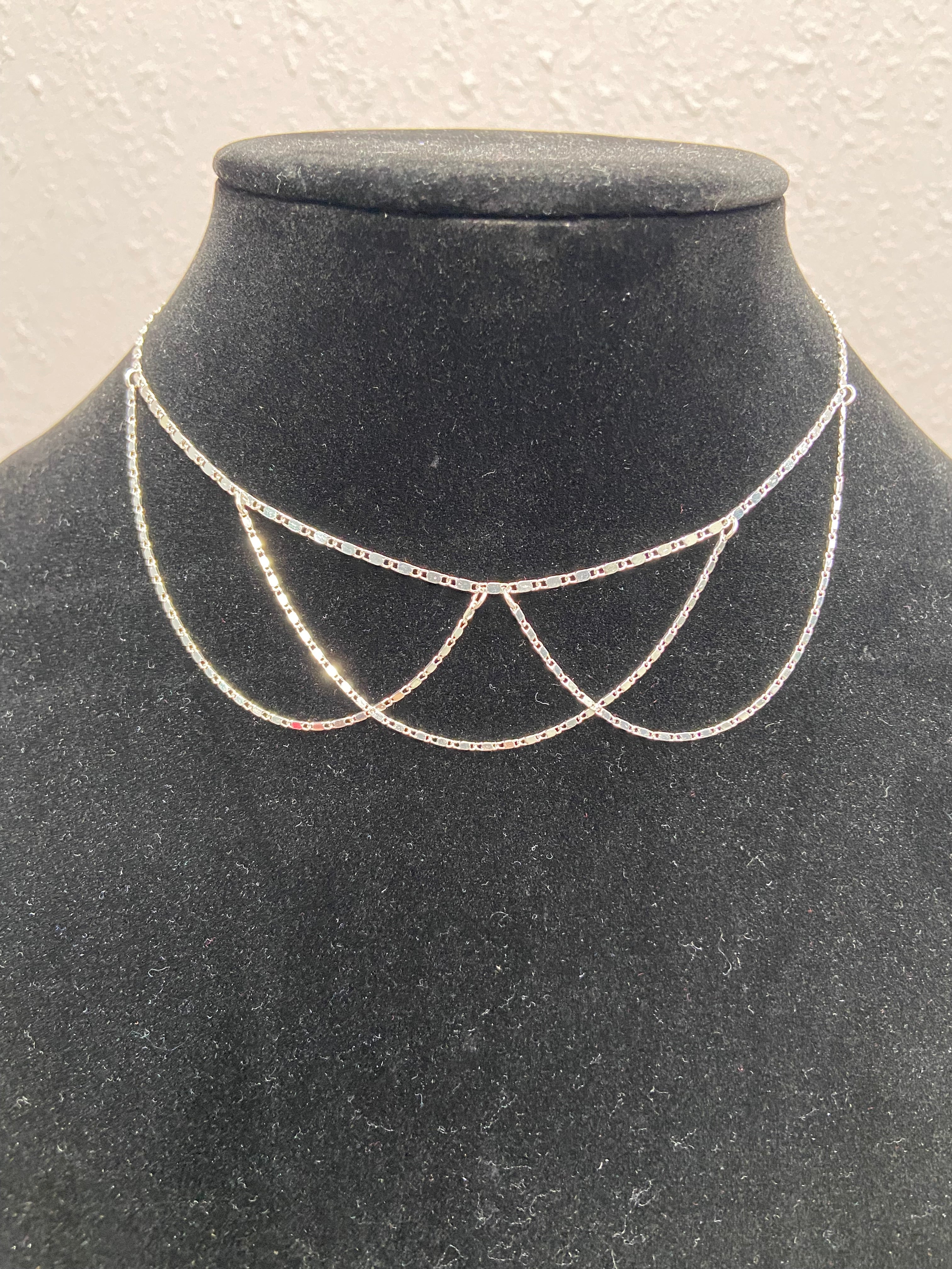 Spencer Necklace in Silver