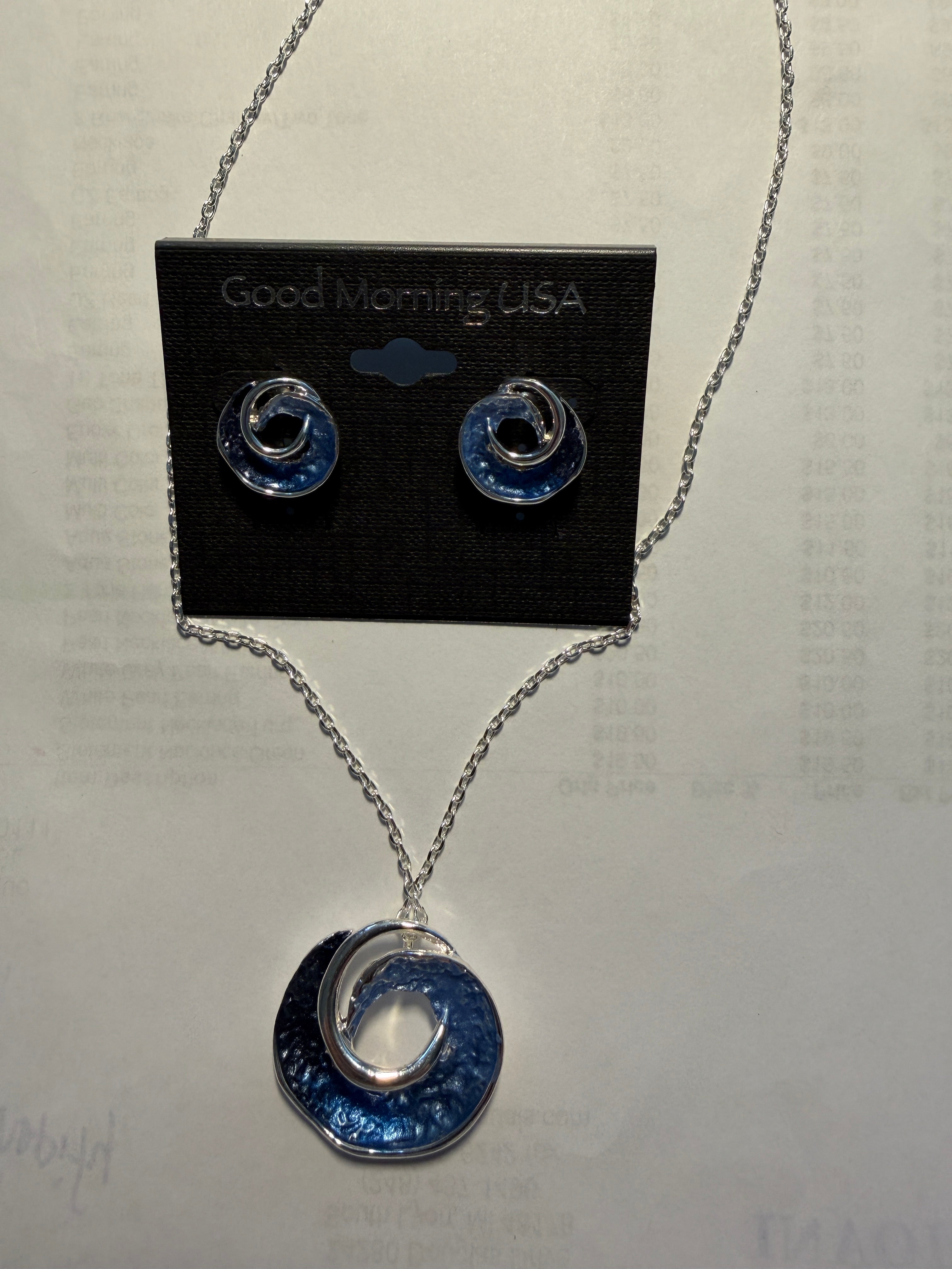 DC Ocean Swirl Pendant Necklace &  Earring Set