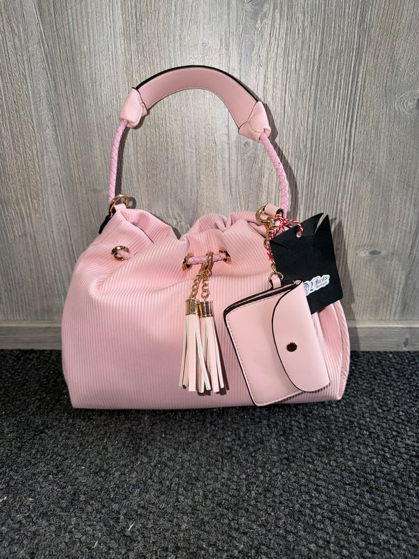 JC Aaliya / Petal Pink