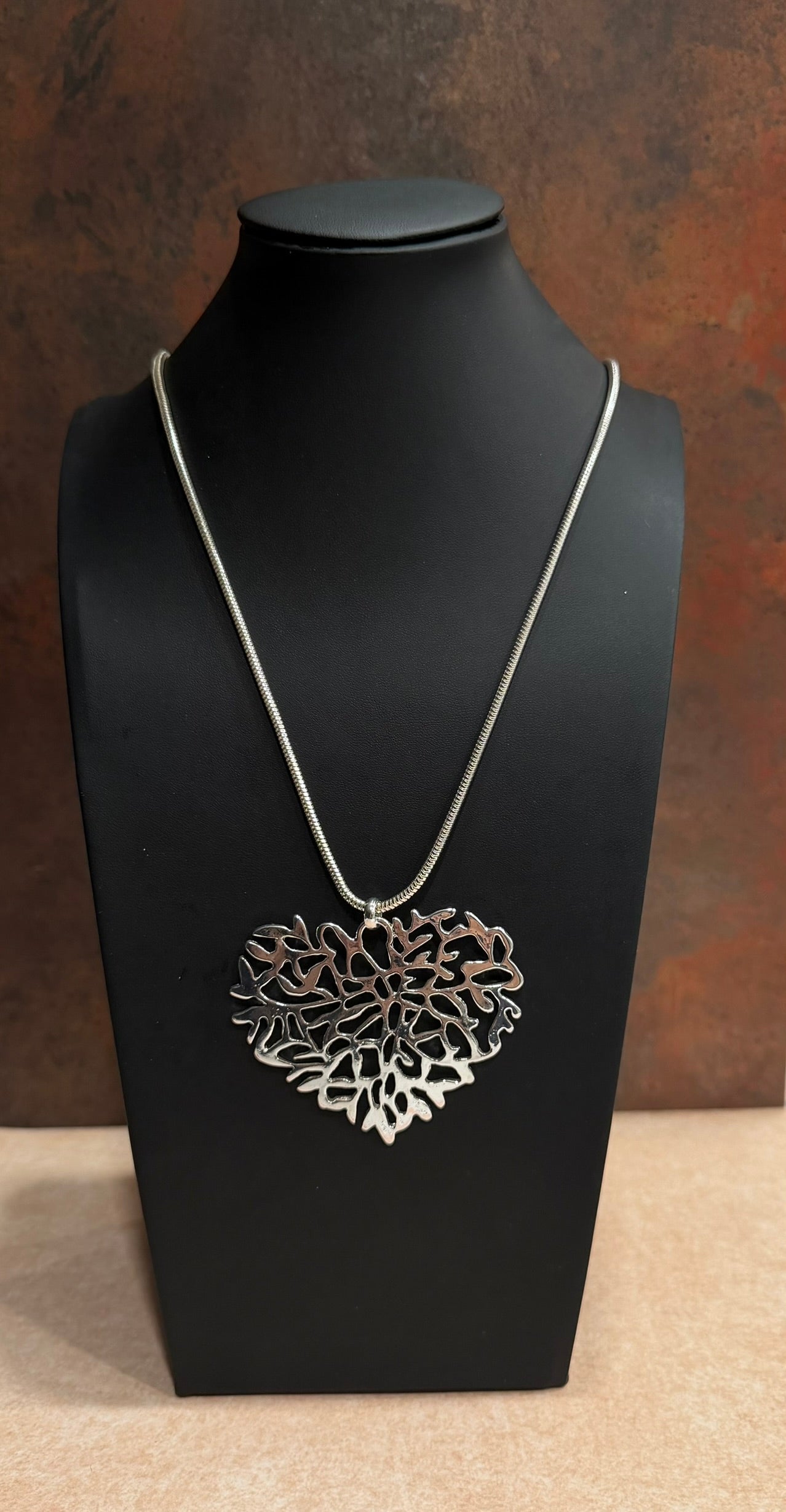 DC Open Heart Filigree Necklace