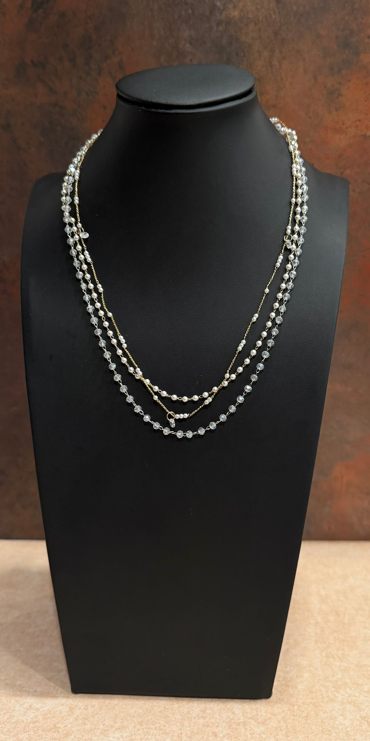 TRIPLE LAYERED NECKLACE