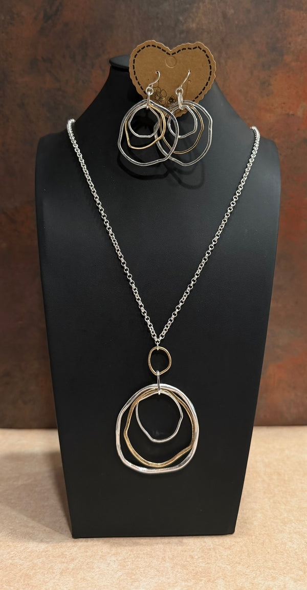 DC Chic Continuum Mixed Metal Set