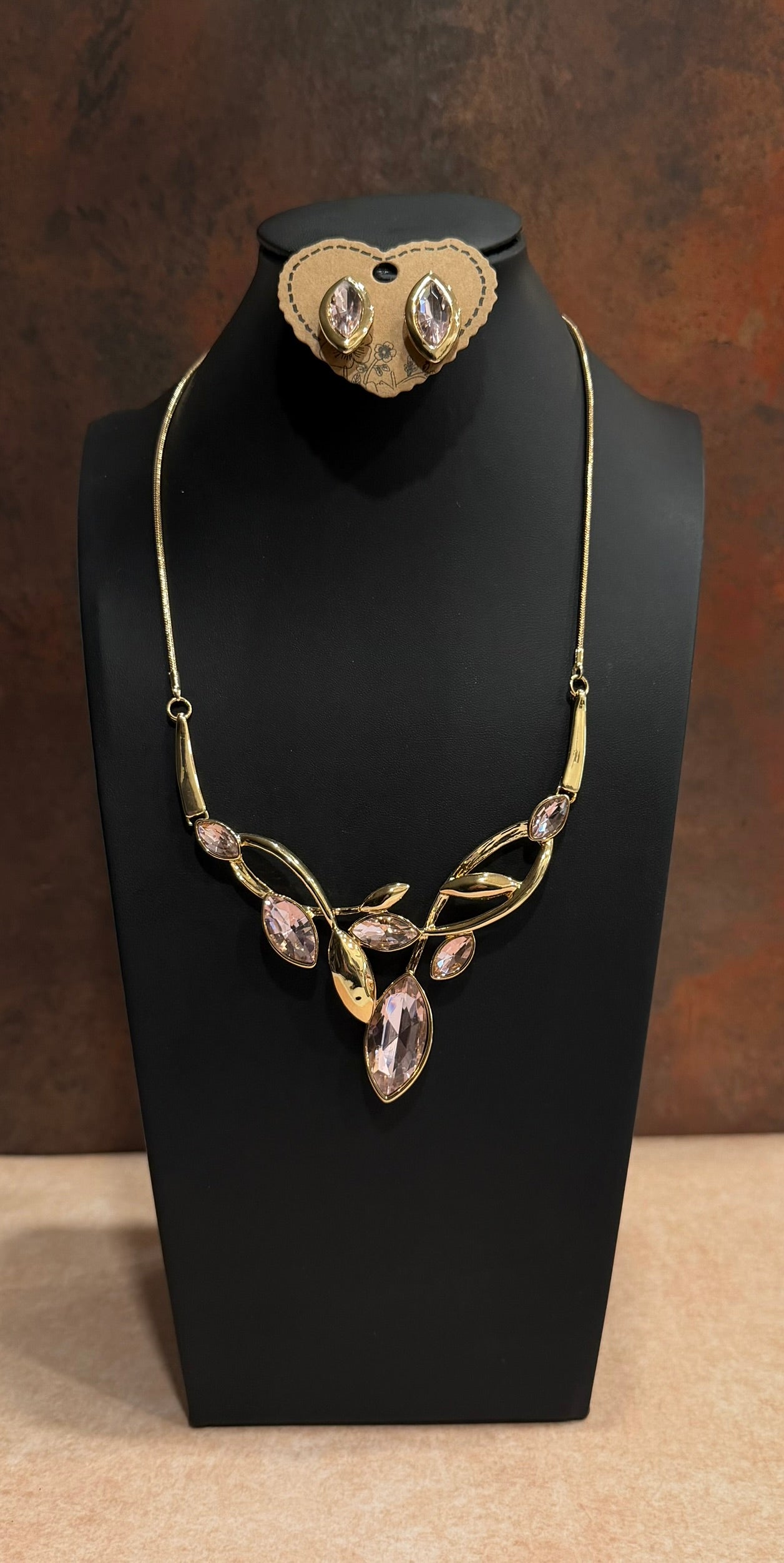DC Blush Vine Crystal Necklace & Earring Set