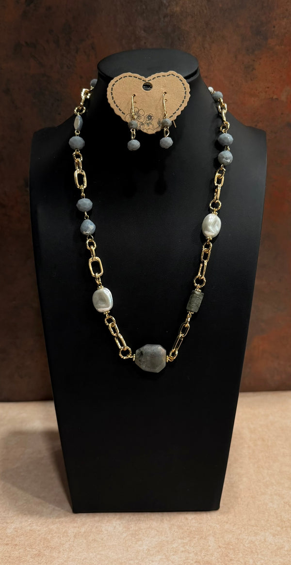 DC Soft Gray Pearl Link Necklace &  Earring Set