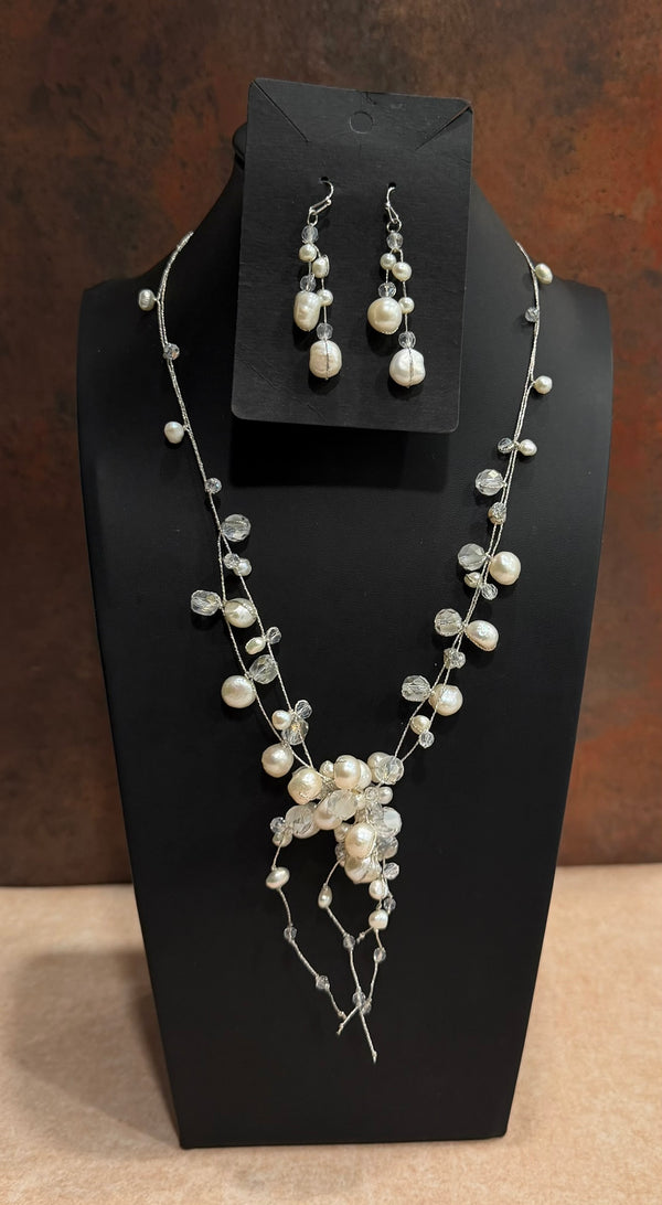DC Pearl Grace Drop Earrings