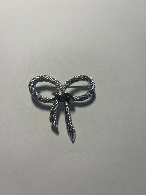 Silver Bow Scarf Pin