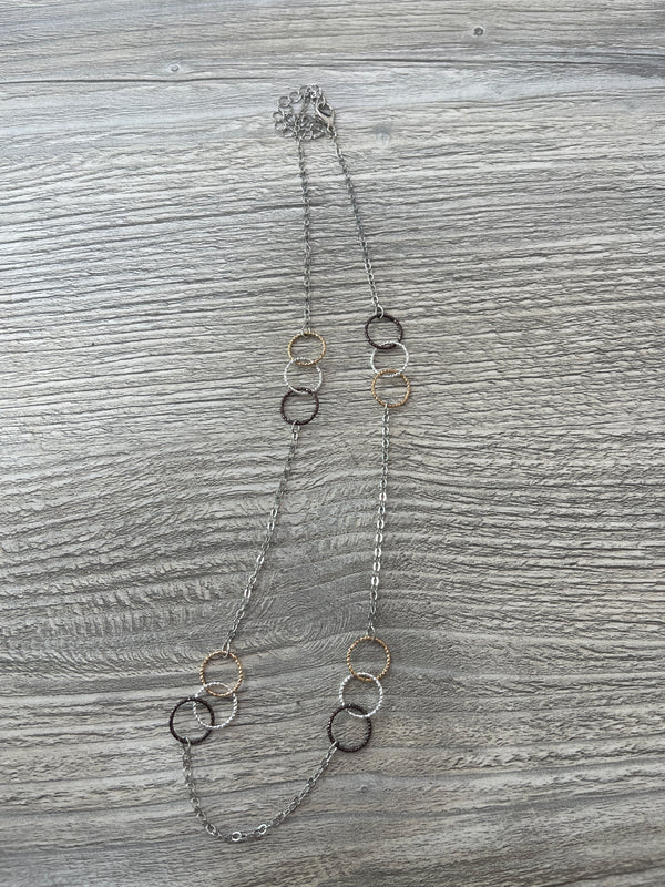 Tri-Tone 3 Ring Necklace