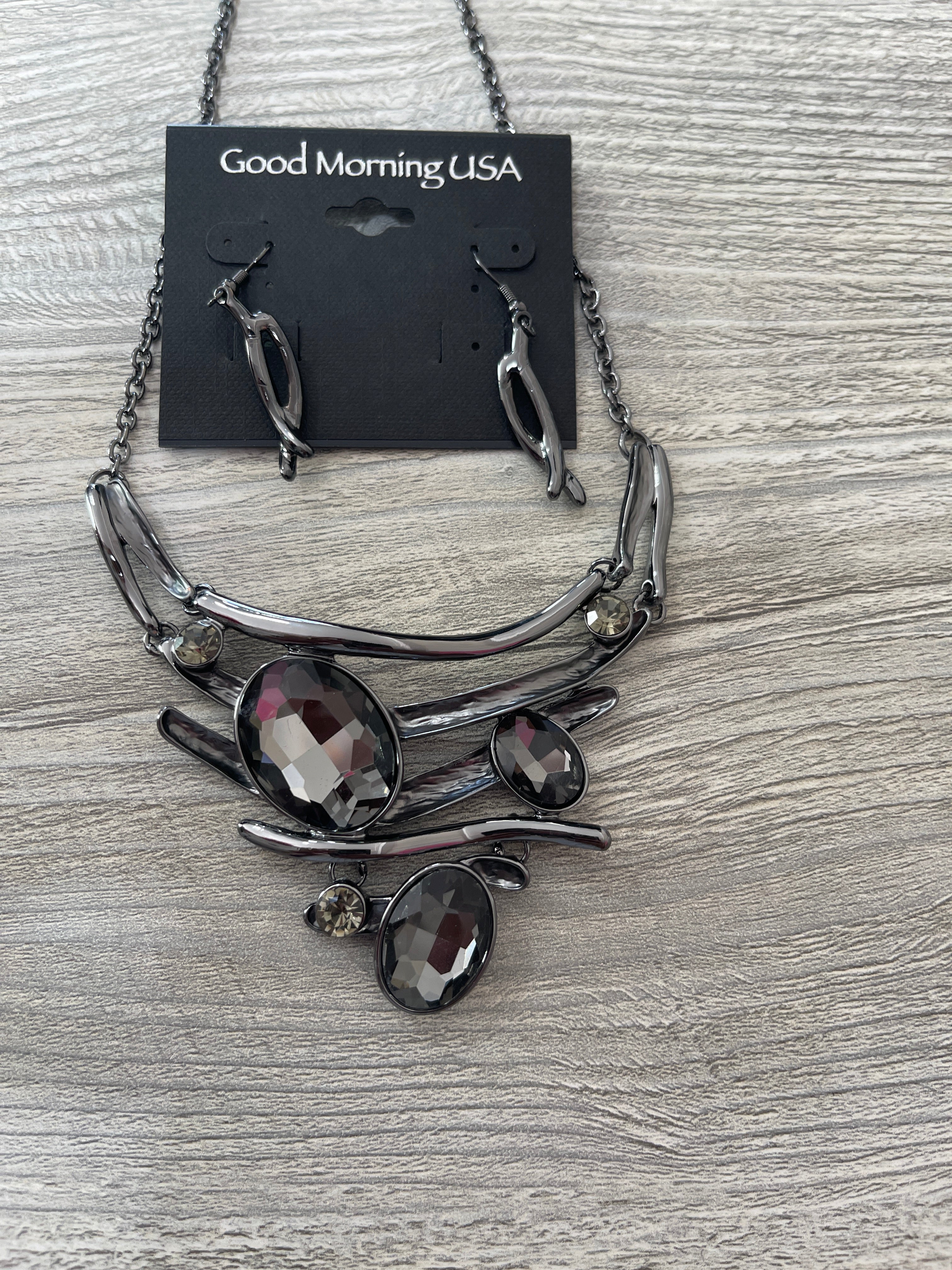 Black & Crystal Statement Necklace Set