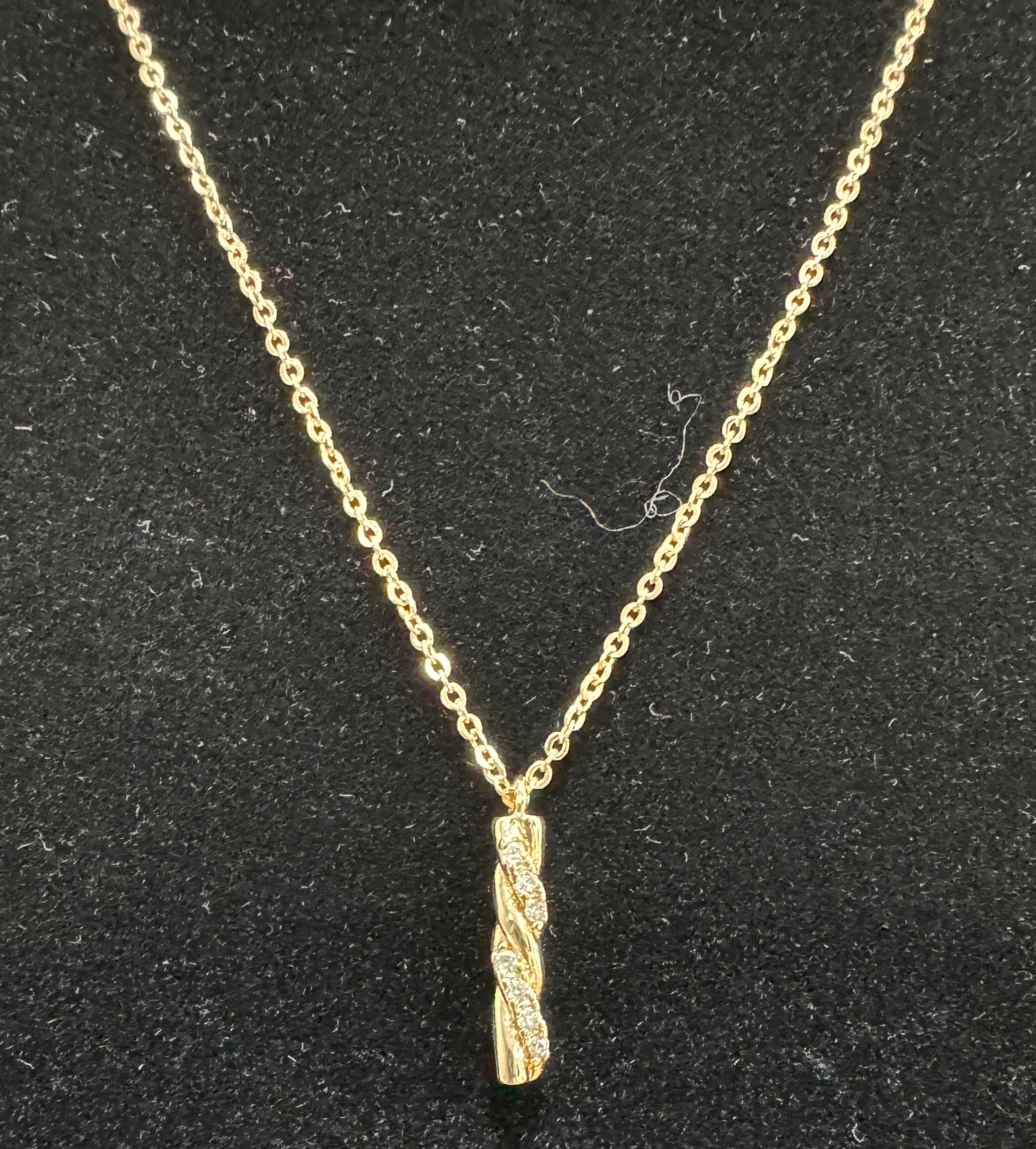 Kassidy Necklace in Gold