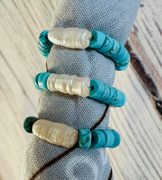 Keshi Pearl Turquoise Bandana Stretch Charm