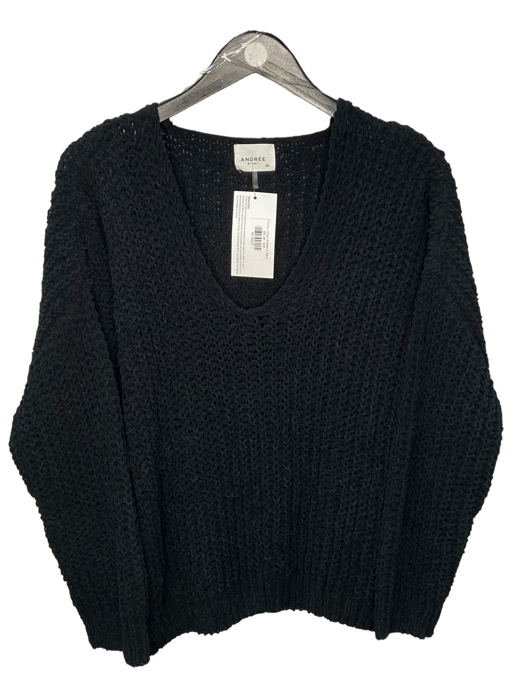 Chunky V-Neck Sweater in Black