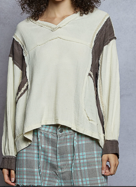 V-Neck Balloon Sleeve Top