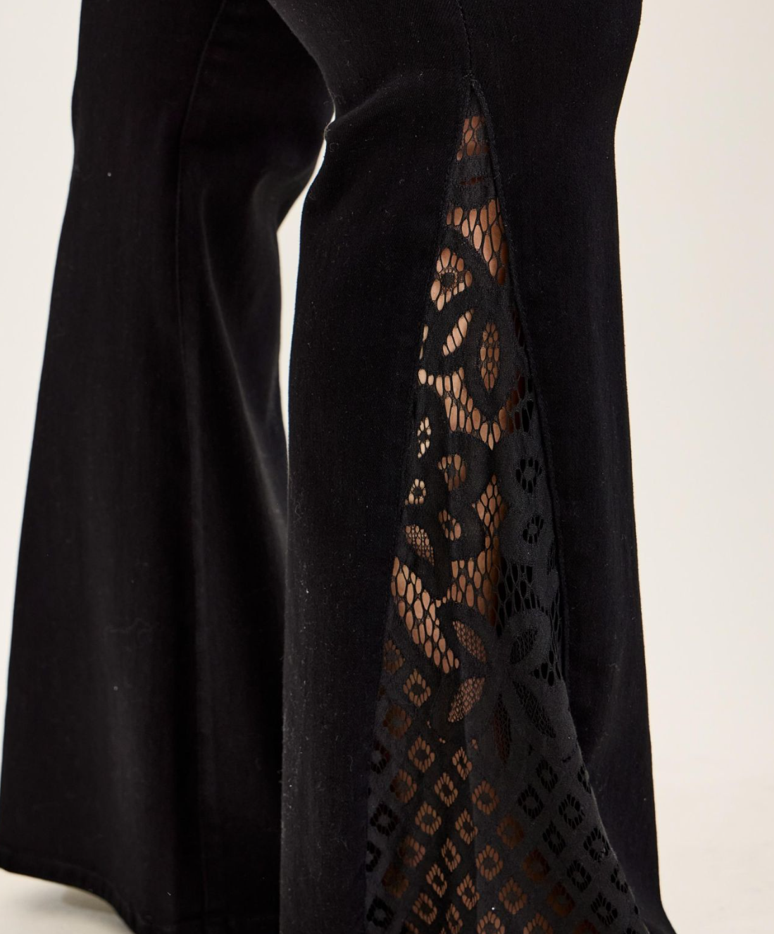 JB Jaqueline Lace Hem in Black